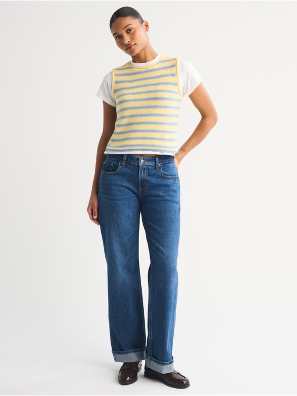 Abercrombie & Fitch The 90s Relaxed High Rise Cuffed Jeans Short